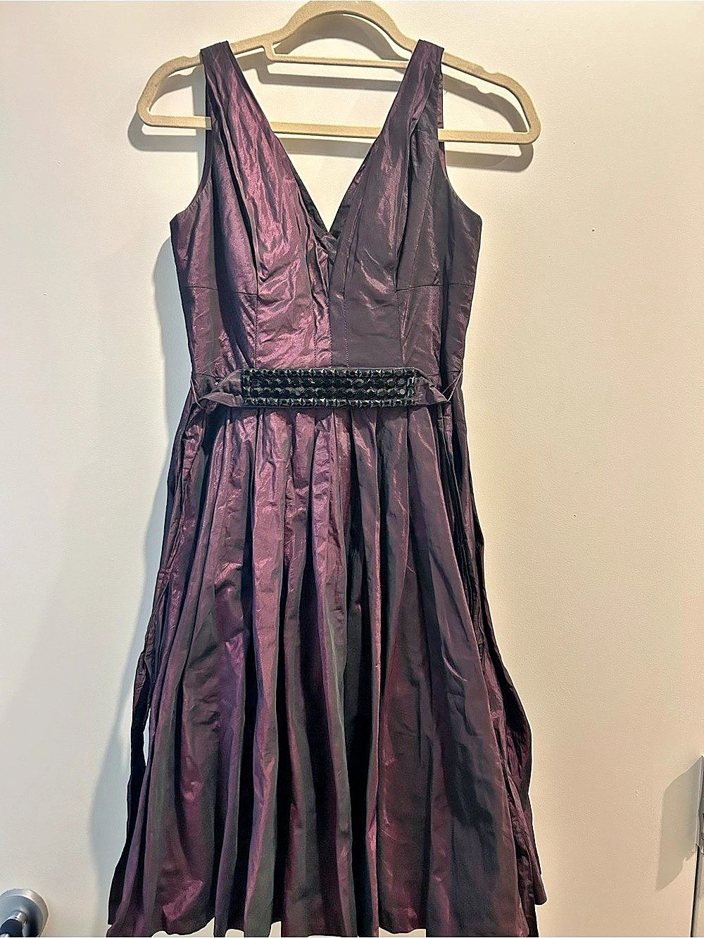 Carmen Marc Valvo Pleated Cocktail Dress in Purple Size 2